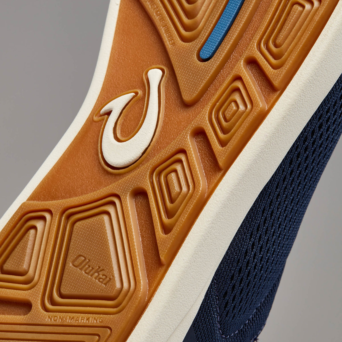 OluKai New - Moku Pae Men's Boat Shoes - Trench Blue / Off White