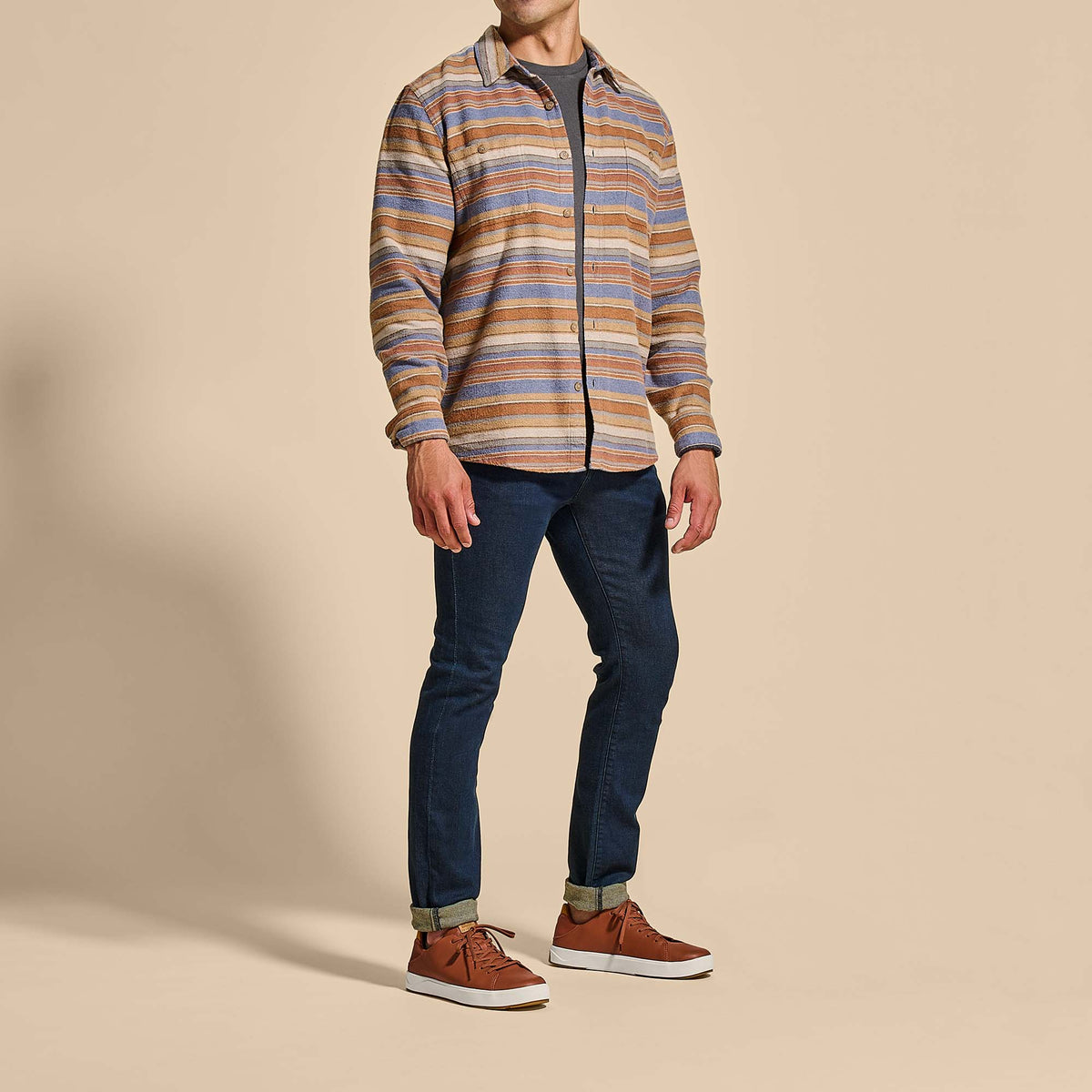 OluKai Essential - Lae‘ahi Lī ‘Ili Men's Leather Sneakers - Kukui Brown
