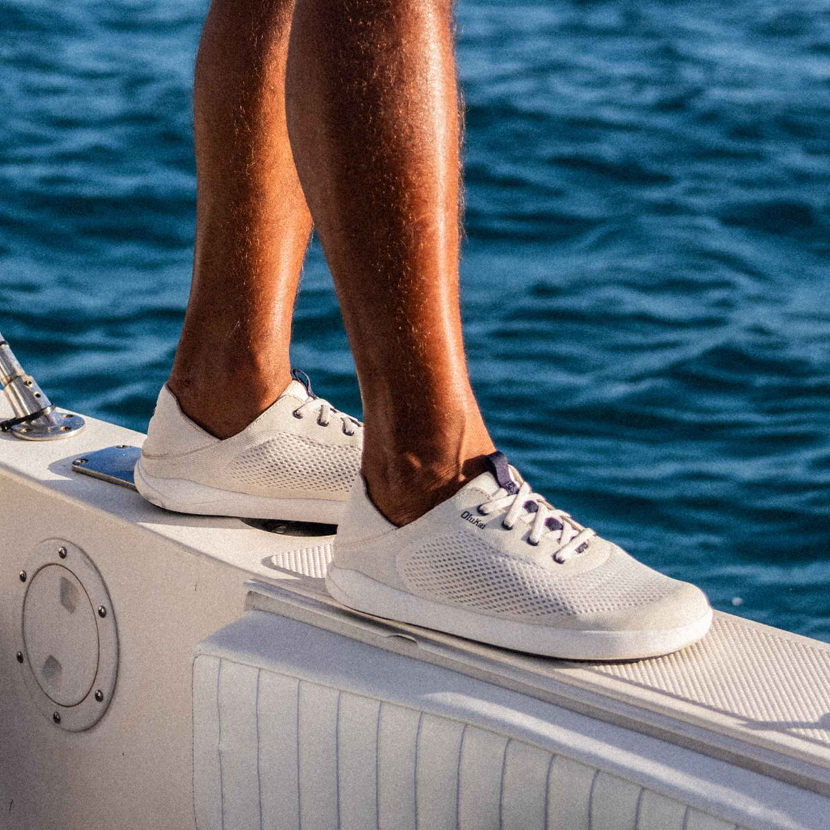 OluKai Value - Moku Pae - White Sand / Trench Blue