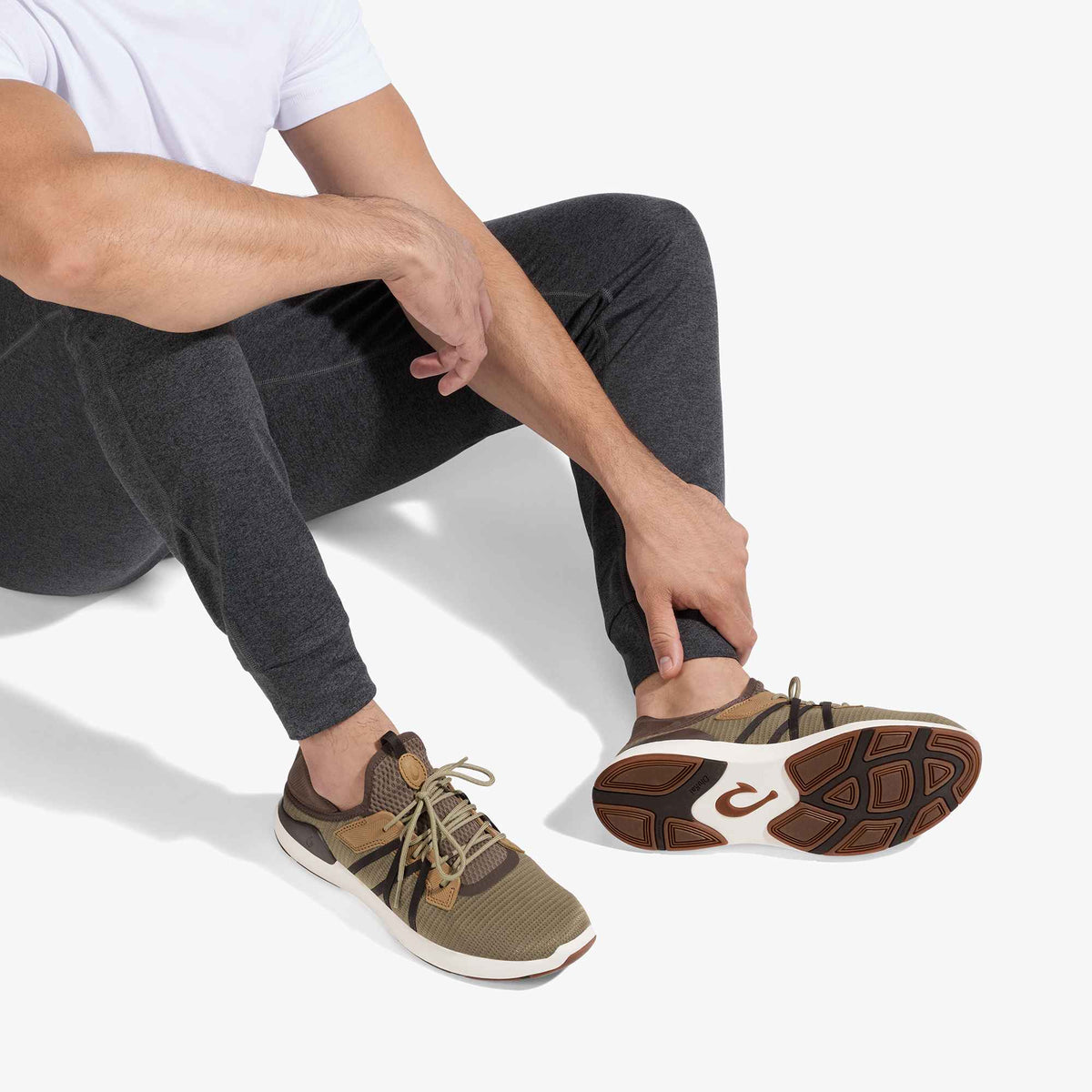 OluKai Trending - Mio Li - Mustang / Dk Java