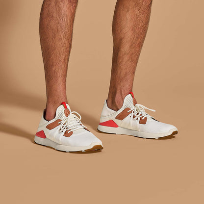OluKai Classic - Mio Lī Men's Athletic Shoes - Bright White / Red Lava