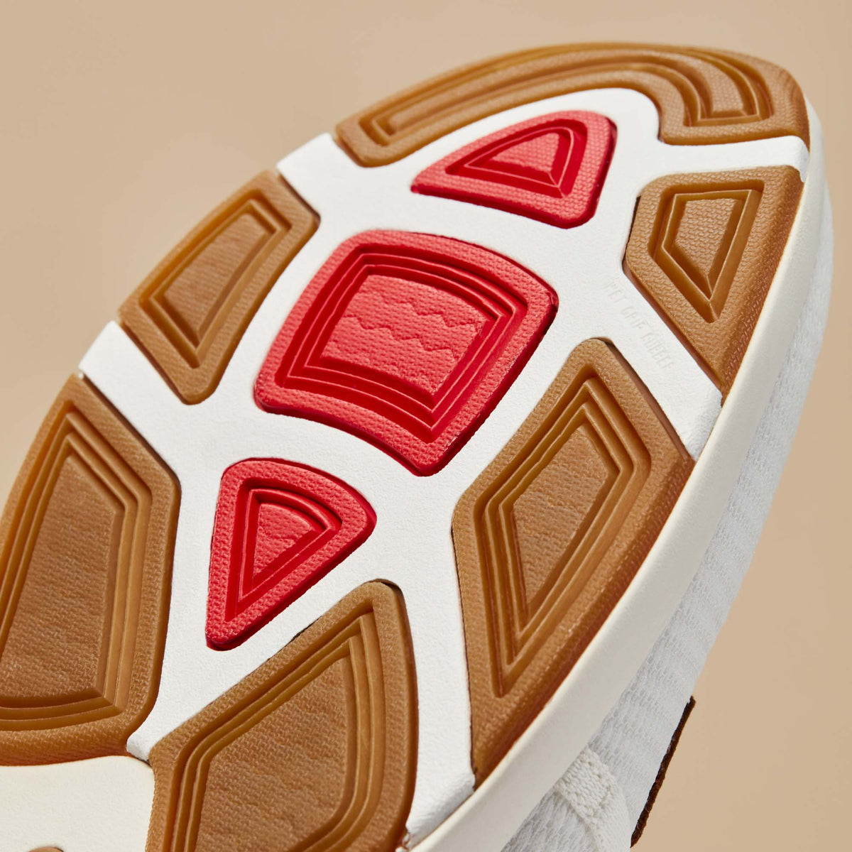 OluKai Classic - Mio Lī Men's Athletic Shoes - Bright White / Red Lava