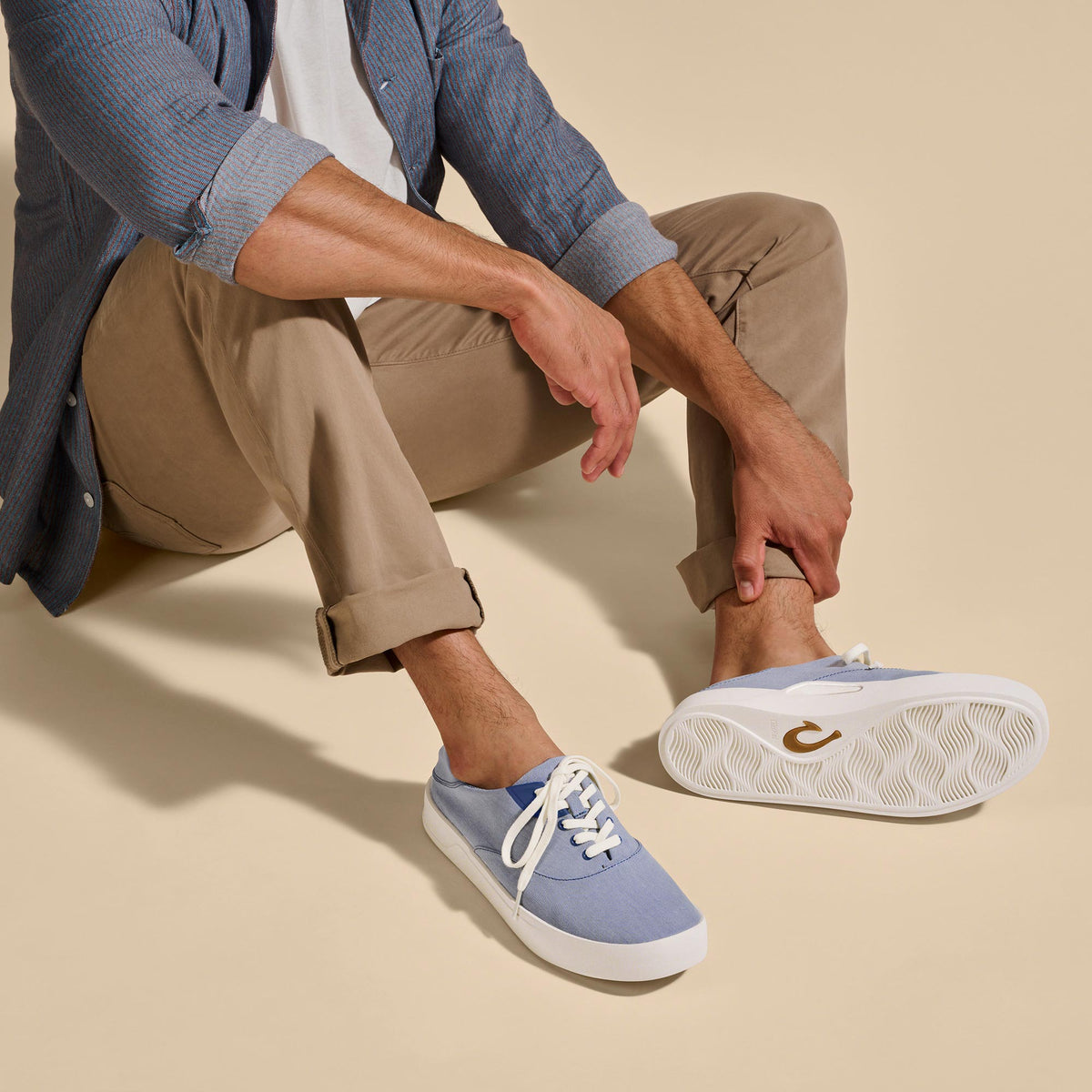 OluKai Deals - Tradewind Men’s Breathable Sneakers - Navy