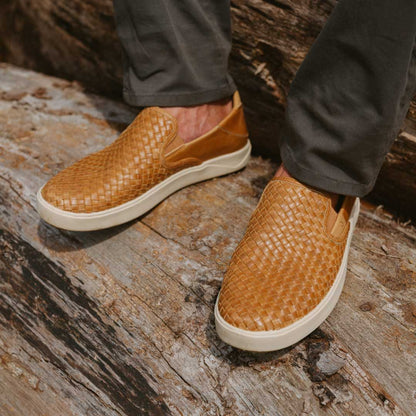 OluKai Everyday - Lae‘ahi Lauhala Men's Leather Slip-On Sneakers - Fox