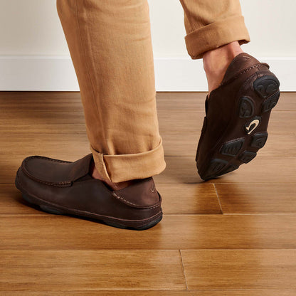 OluKai Great Value - Moloā Men's Leather Slip On Shoes - Dark Wood / Dark Java
