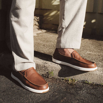 OluKai Latest - Kākaha Nia Men‘s Leather Slip-On Shoes - Fox