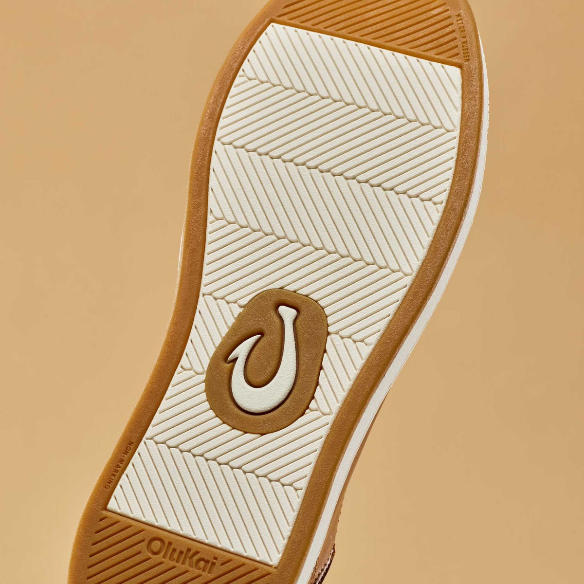 OluKai Latest - Kākaha Nia Men‘s Leather Slip-On Shoes - Fox