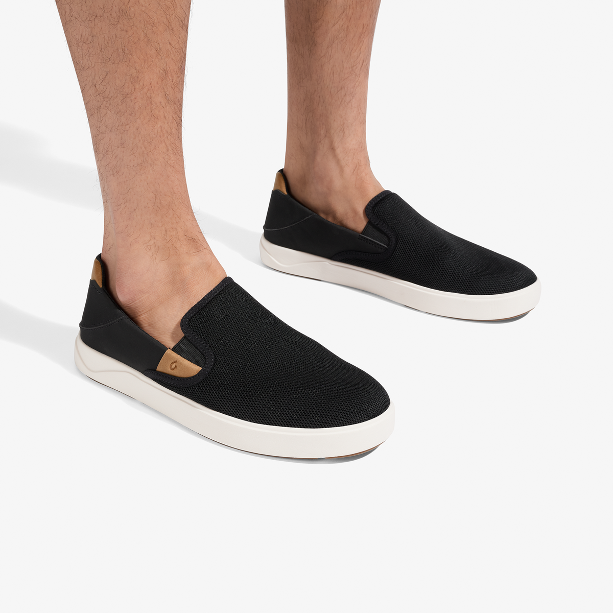 OluKai Discount - Lae'ahi Nui - Black / Tan