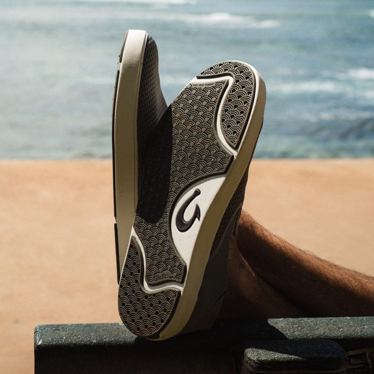 OluKai Great Value - Lae‘ahi Men's Slip-On Sneakers - Poi