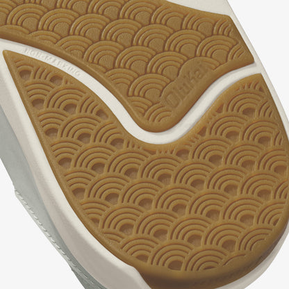 OluKai Value - Lae'ahi Nui - Cloud Grey / Tan