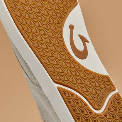 OluKai Signature - Lae‘ahi Men's Slip-On Sneakers - Tapa / Canvas