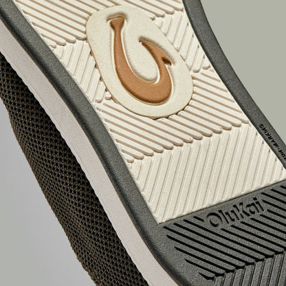 OluKai Exclusive - Kākaha Mesh Men‘s Slip-On Shoes - Nori