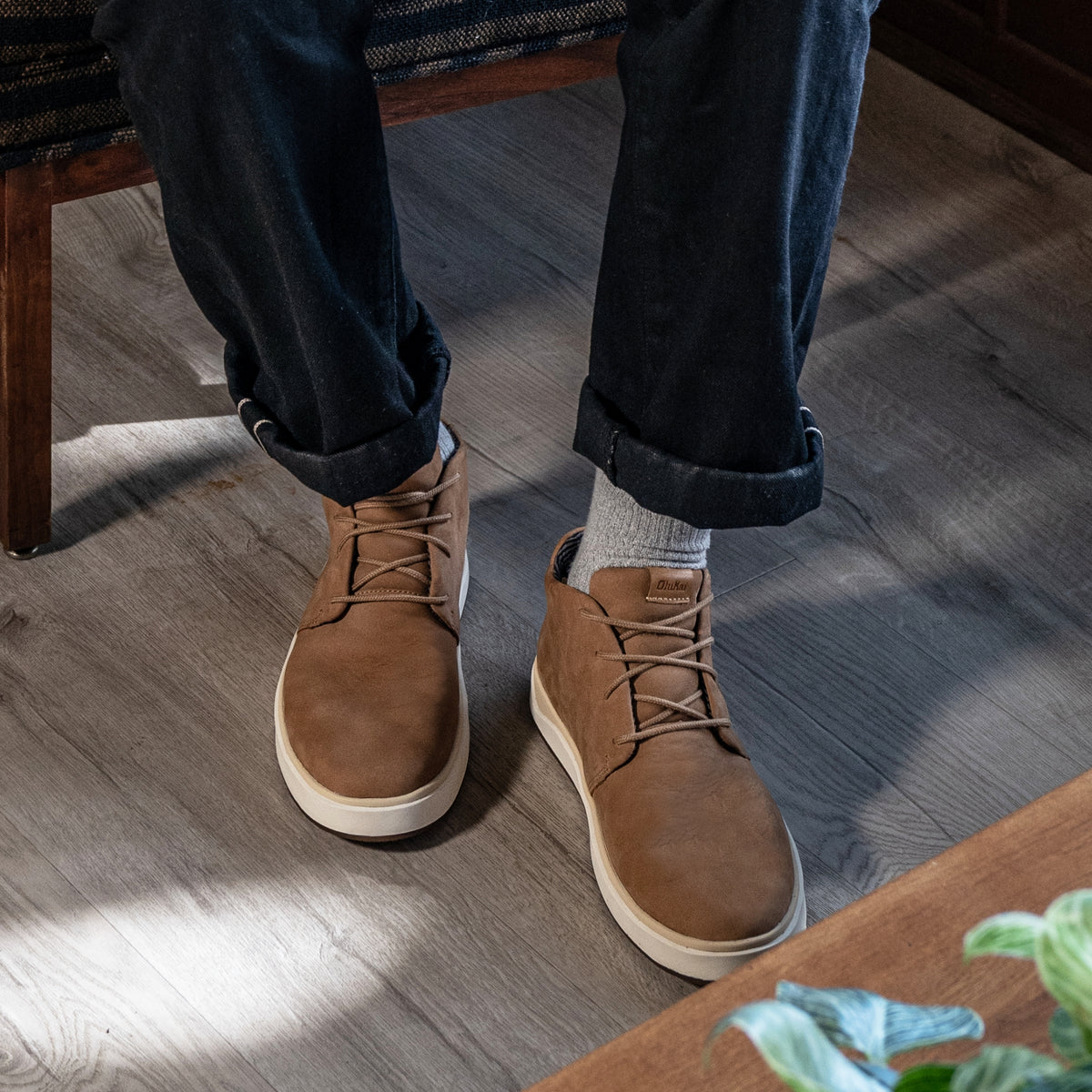 OluKai Trusted - Papakū 'Ili Men’s Waterproof Leather Boots- Tan
