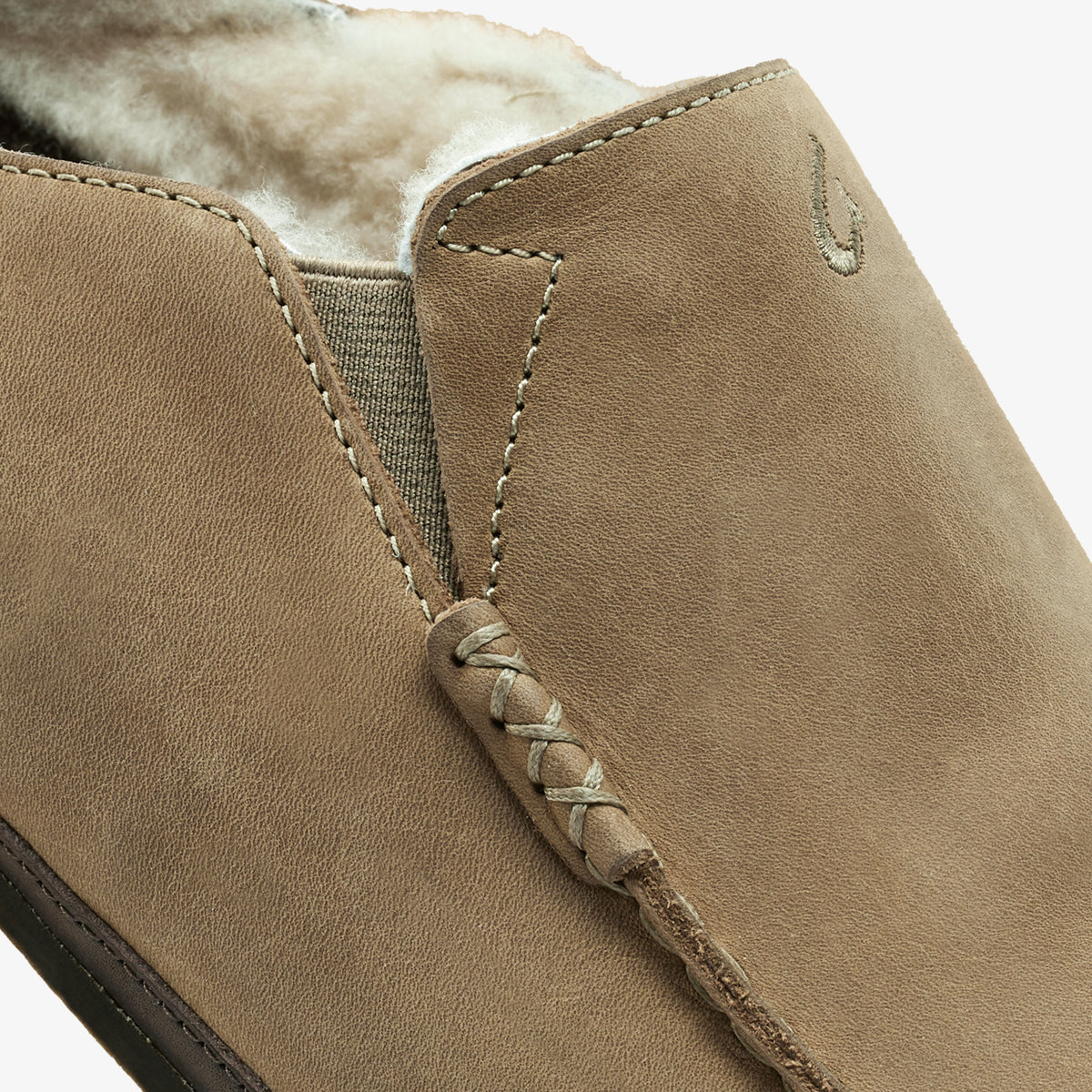 OluKai Recommended - Moloā Slipper - Clay / Dk Java
