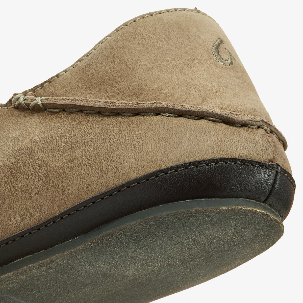 OluKai Recommended - Moloā Slipper - Clay / Dk Java