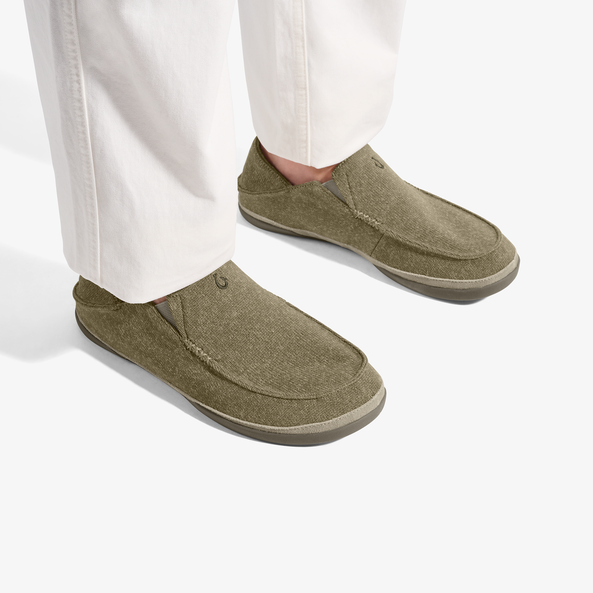 OluKai Signature - Moloā Hulu Men‘s Slippers - Clay