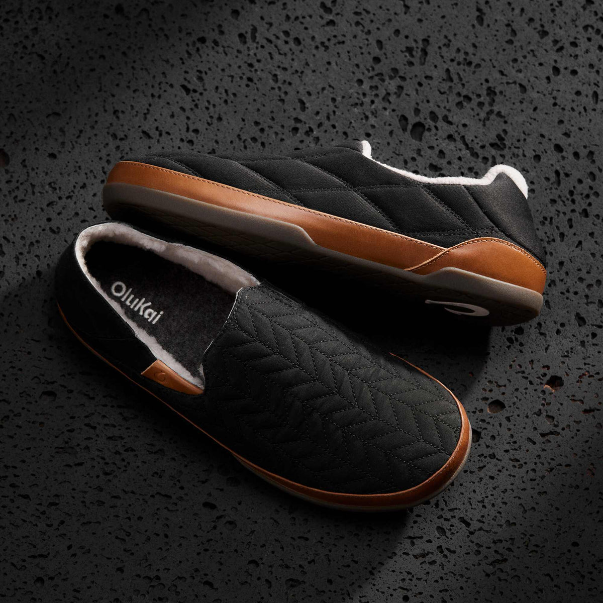 OluKai Signature - Hanohano - Black / Black