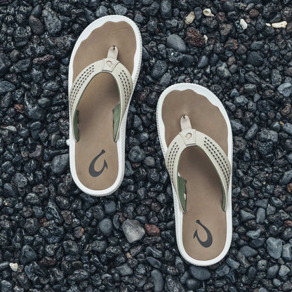 OluKai Best Price - Ulele Men's Water-Ready Beach Sandals - Clay / Mustang