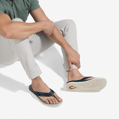 OluKai Premium - Shoreline - Rock / Pale Grey