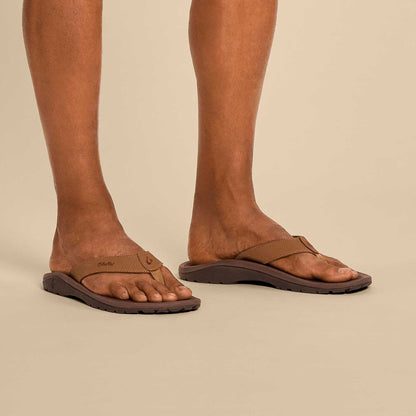 OluKai Latest - ‘Ohana Men's Best Selling Beach Sandals - Tan / Dark Java