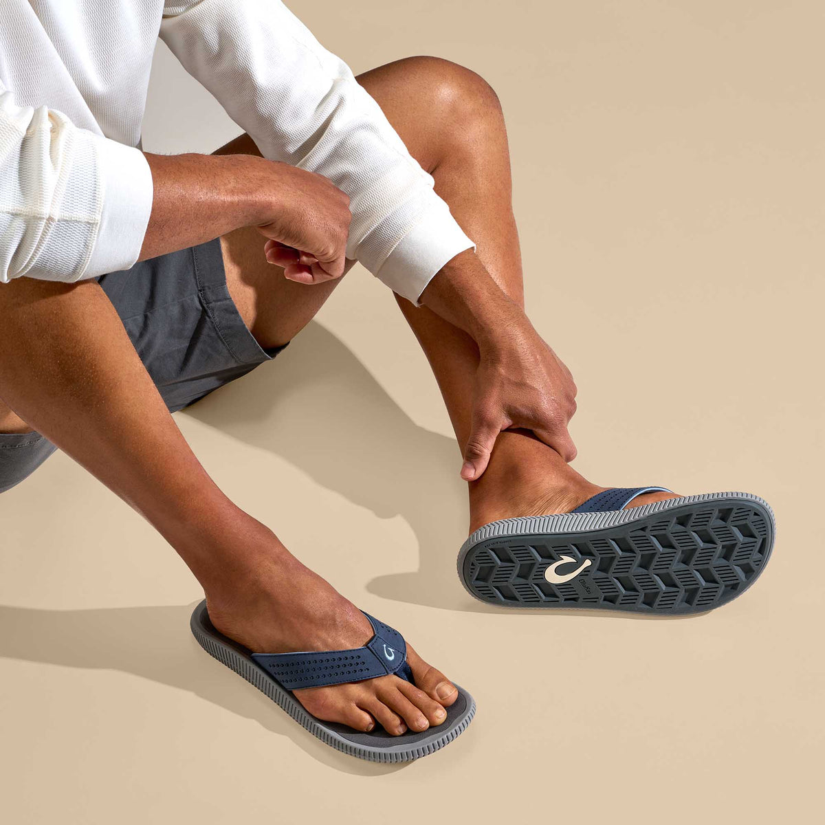 OluKai Best Seller - Ulele Men's Beach Sandals - Blue Depth / Charcoal