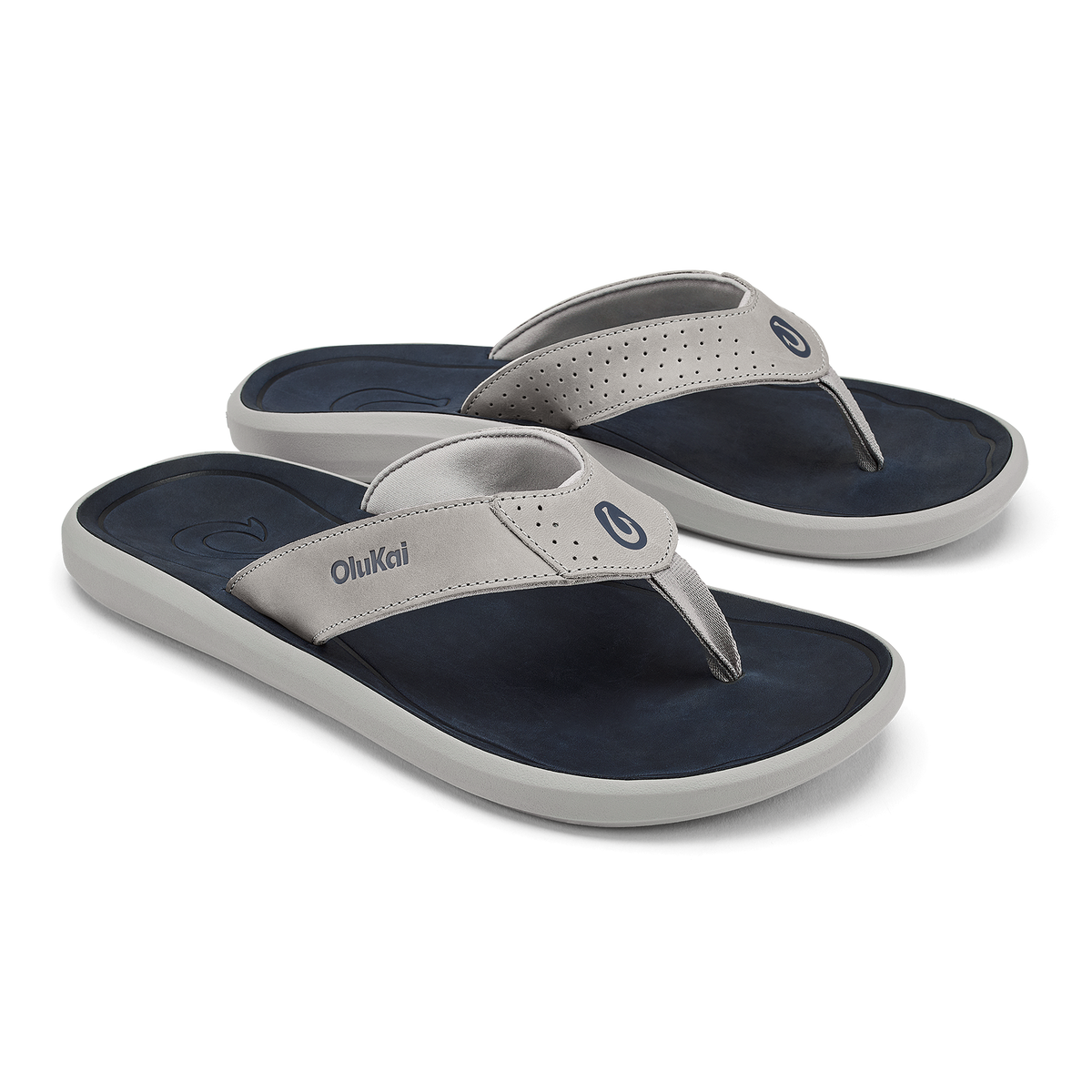 OluKai Value - Pili Men’s Waterproof Leather Sandals - Ash / Mood Indigo