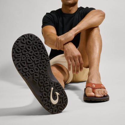 OluKai Top Pick - ‘Ohana Men's Best Selling Beach Sandals - Dirt / Lava Rock