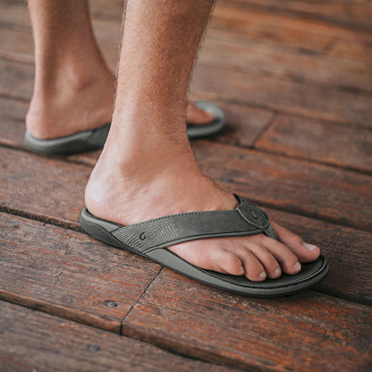 OluKai Best Price - Tuahine Men's Waterproof Leather Beach Sandals - Lagoon