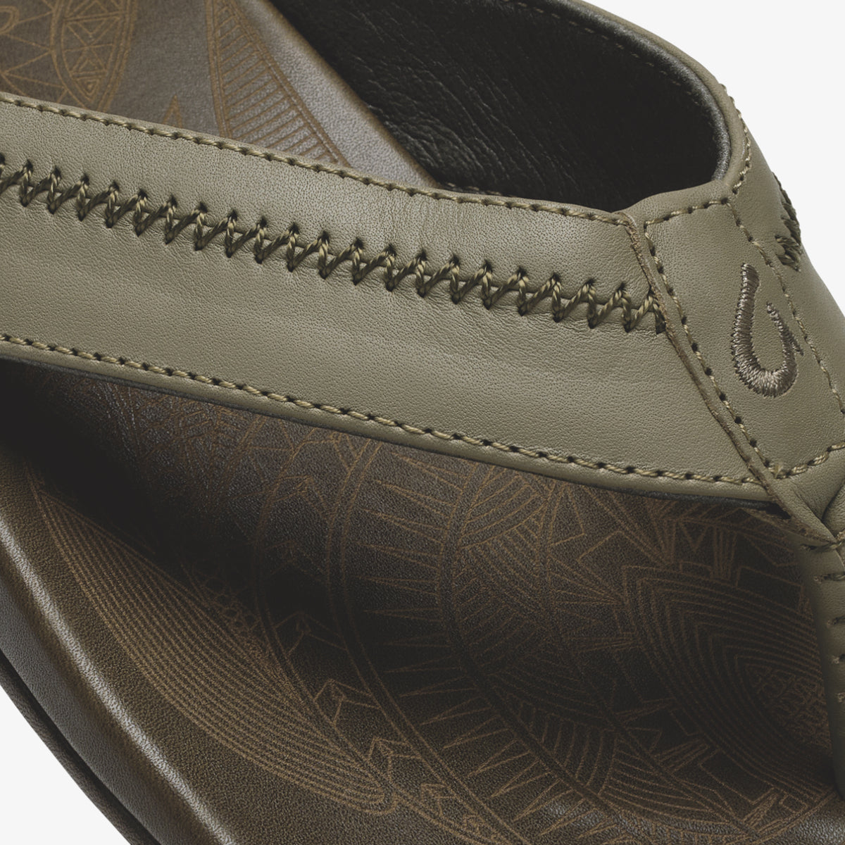 OluKai Best Seller - Hiapo - Clay / Mustang
