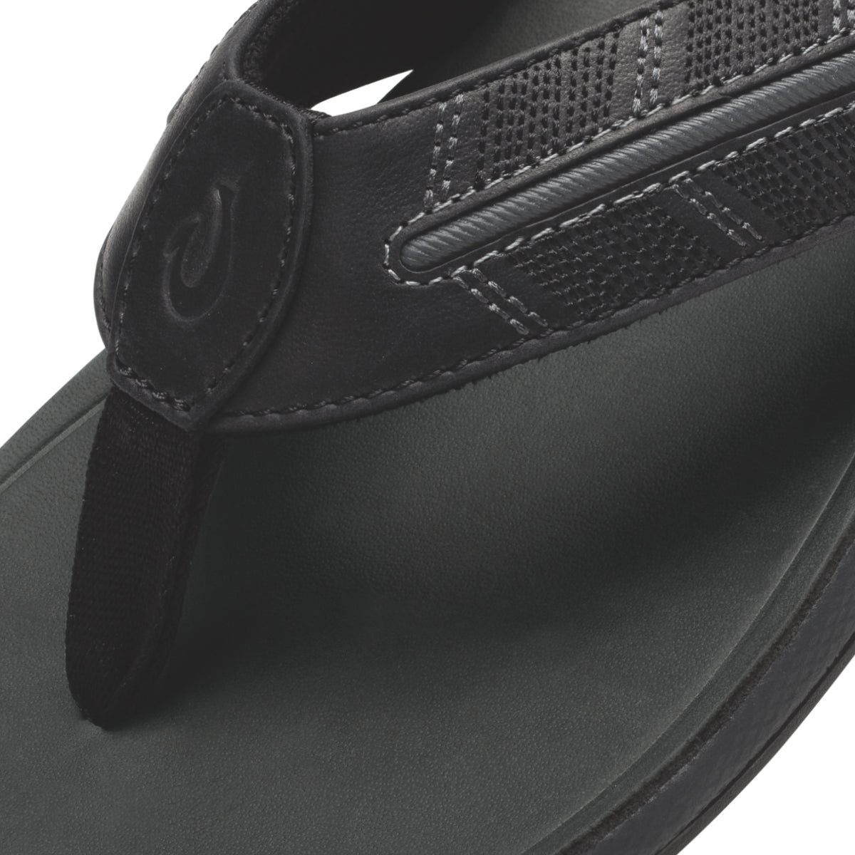OluKai Smart Buy - Tuahine Palm - Lava Rock / Dk Shadow
