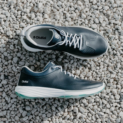 OluKai Trending - Mākena Men’s Waterproof Golf Shoes - Mood Indigo