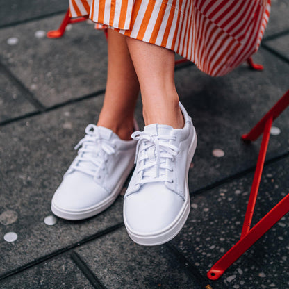 OluKai Trending - Pehuea Lī ‘Ili Women's Leather Sneakers - White