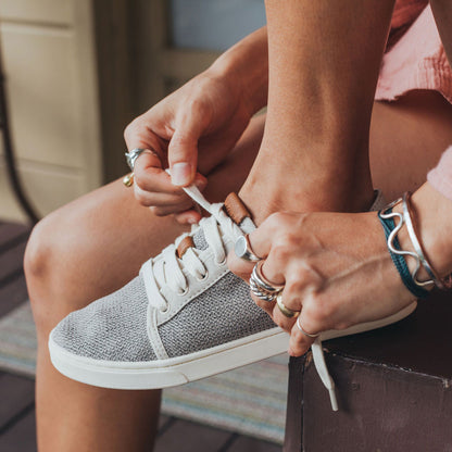 OluKai Smart Buy - Pehuea Lī Women's Lightweight Sneakers - Tapa