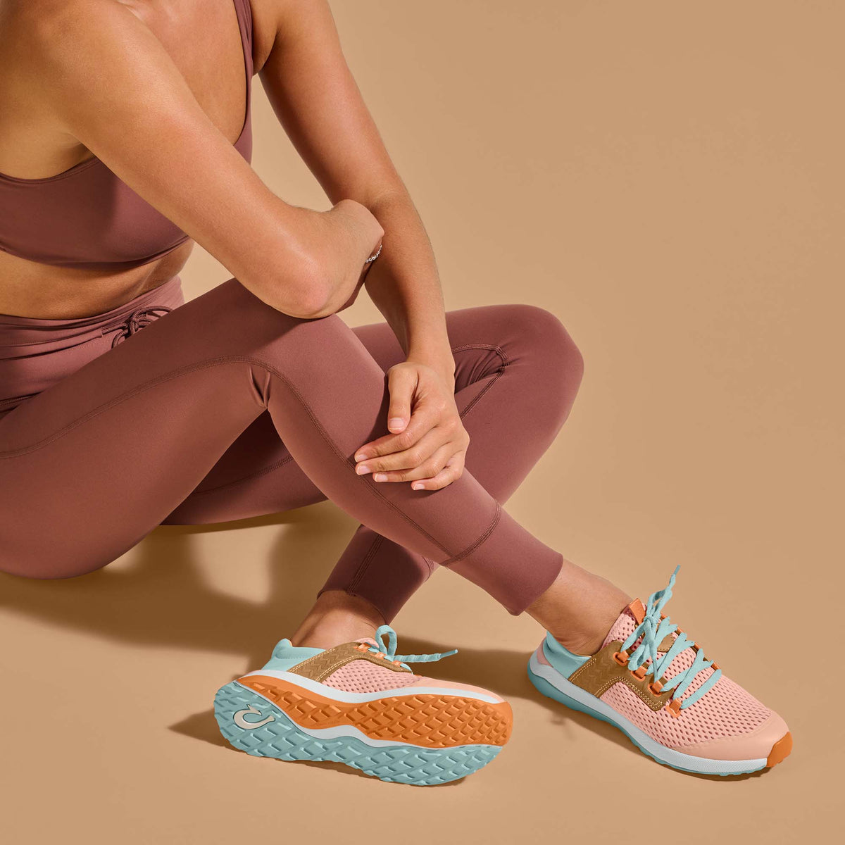 OluKai Smart Buy - Wailuku Women’s Athletic Shoes - Peach / Swell