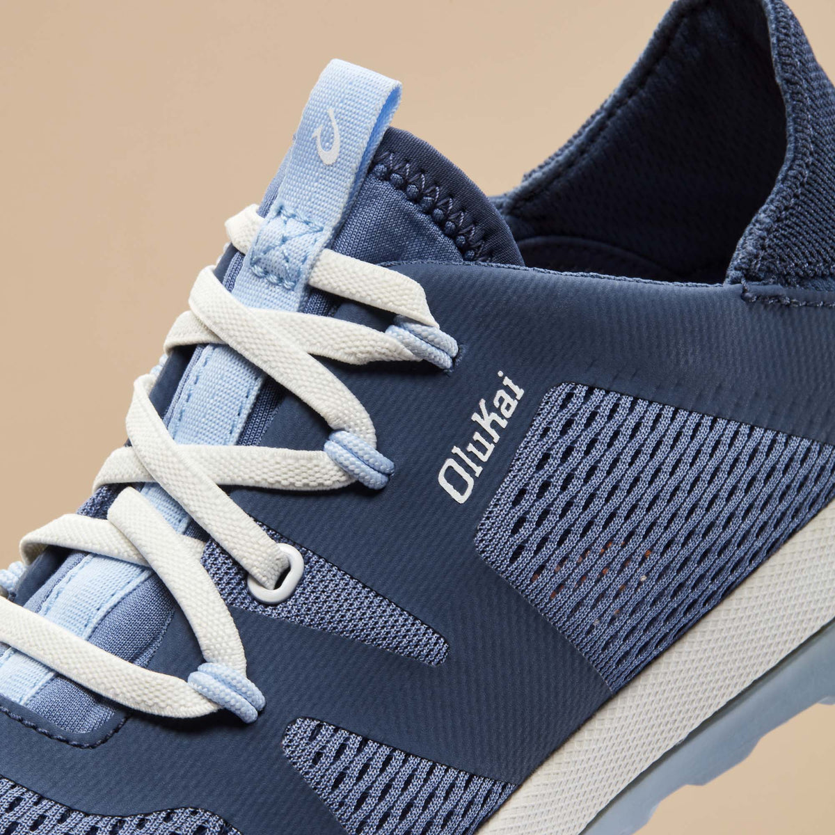 OluKai Great Value - Huia Women’s Athleisure Shoes - Vintage Blue / Sea Ice