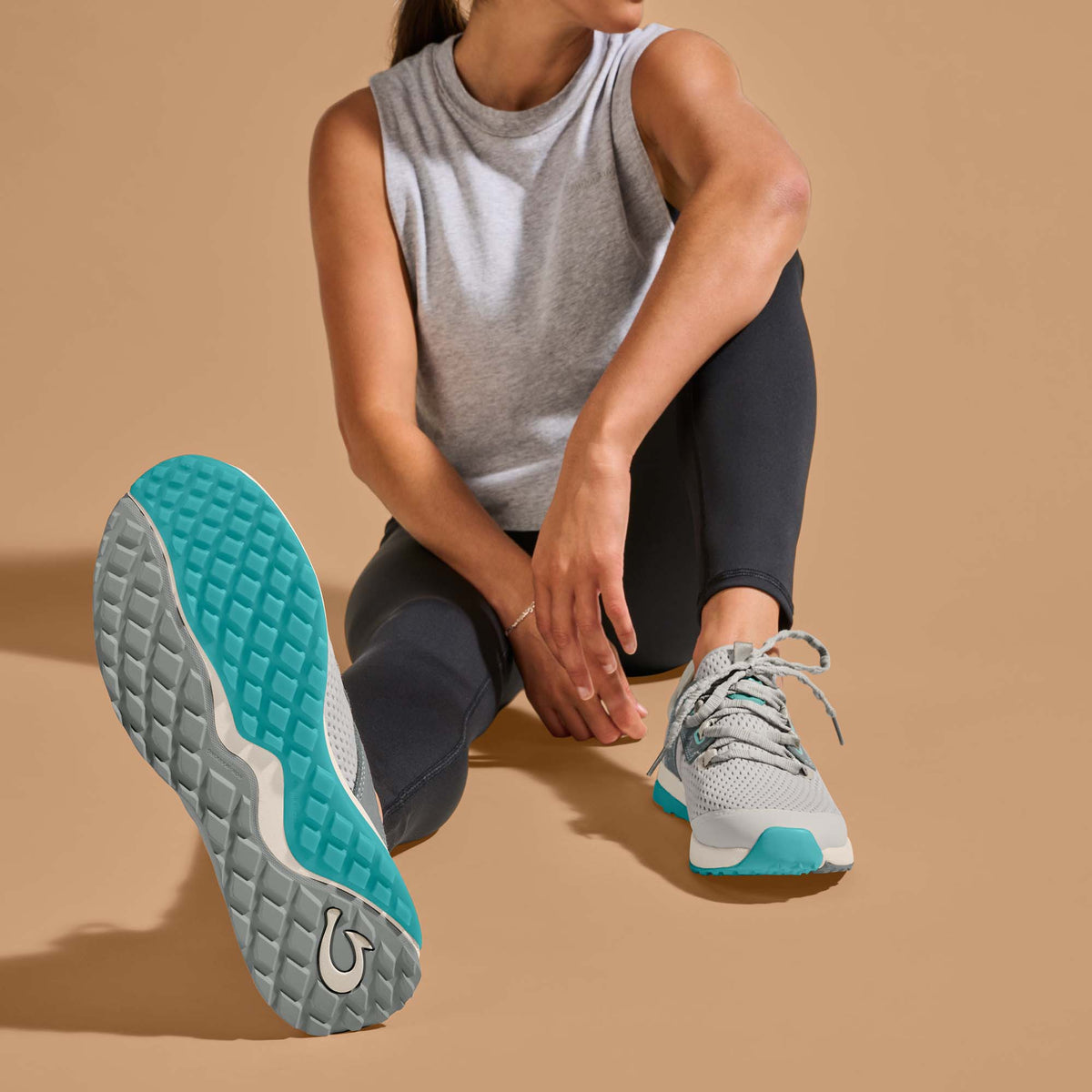 OluKai Best Seller - Wailuku Women’s Athletic Shoes - Mist Grey
