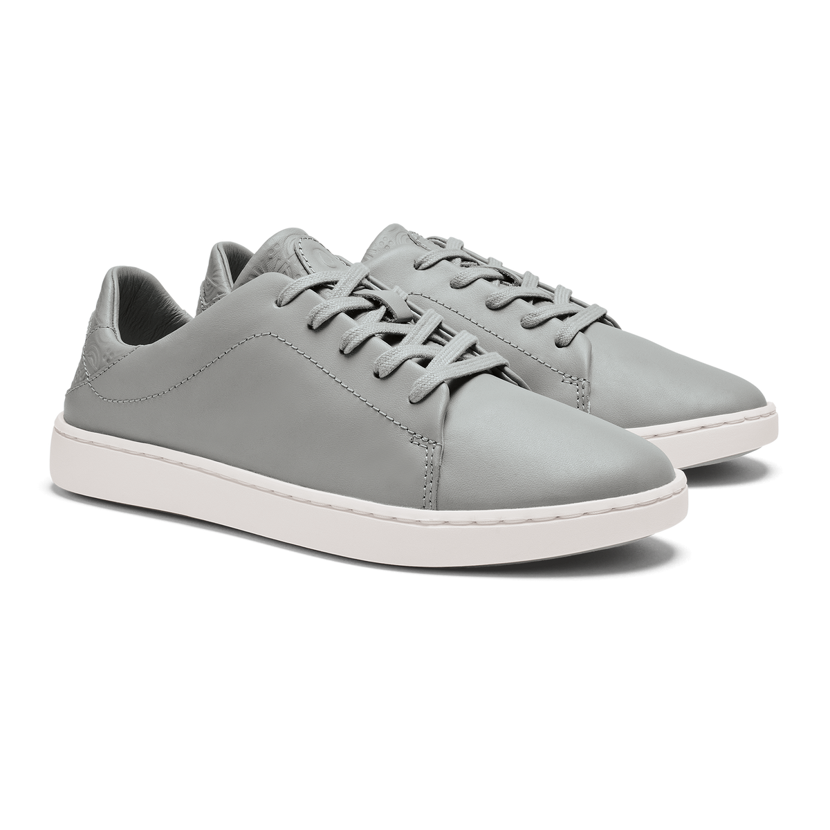 OluKai Featured - Pehuea Lī ‘Ili Women's Leather Sneakers - Ash