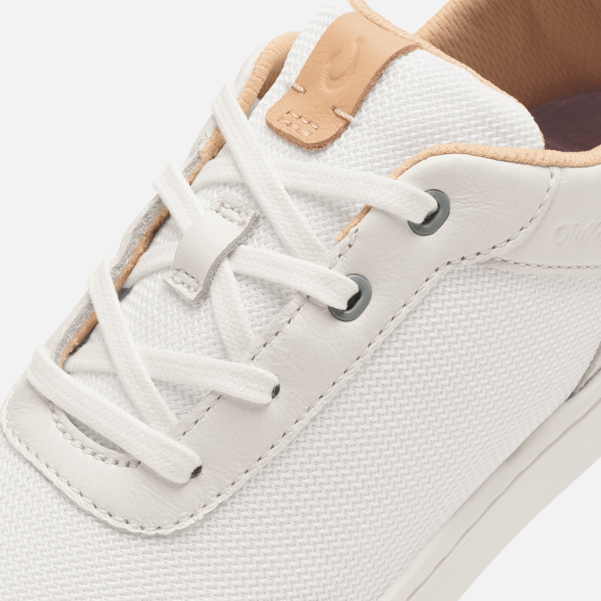 OluKai Value - Kiahuna - Bright White / Cantalope