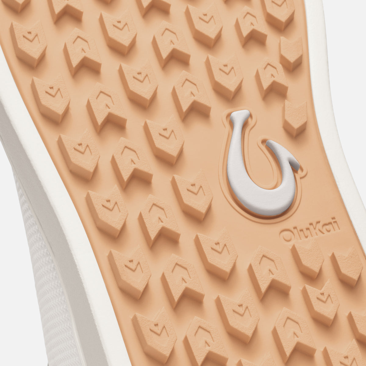 OluKai Value - Kiahuna - Bright White / Cantalope