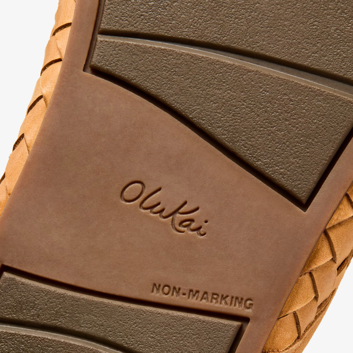 OluKai Signature - Mi'i - Kukui Brown