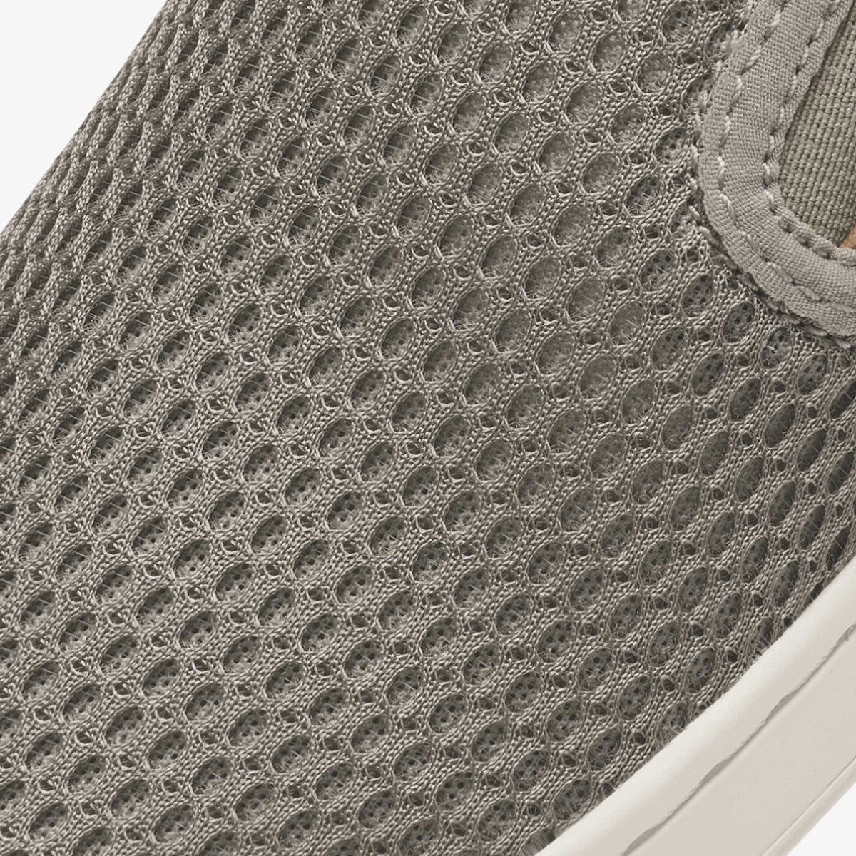 OluKai Great Value - Pehuea - Taupe Grey / Taupe Grey