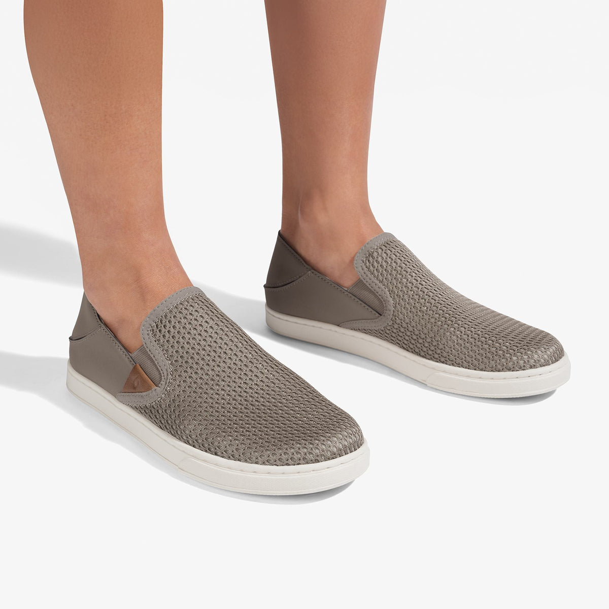 OluKai Great Value - Pehuea - Taupe Grey / Taupe Grey