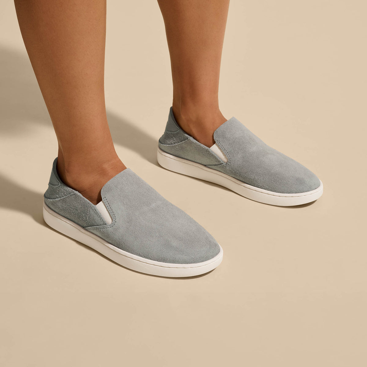 OluKai Premium - Pehuea Luxe Women’s Suede Shoes - Ash