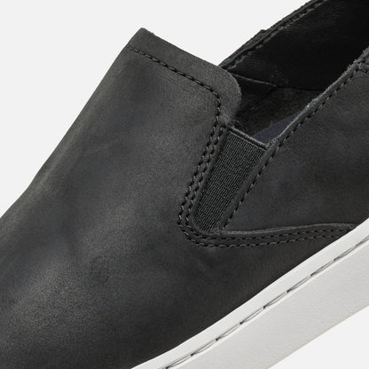 OluKai Best Seller - Pehuea Leather - Onyx / Onyx