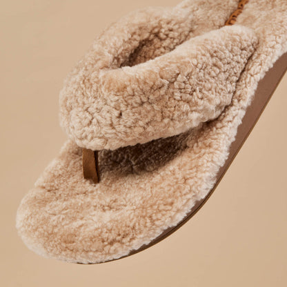 OluKai Sale - Kīpe'a Heu Women‘s Flip Flop Slippers - Tan