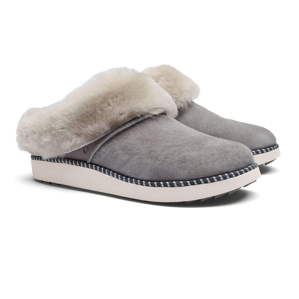 OluKai Discount - Ku‘i Women’s Fuzzy Slip-On Slippers - Fog