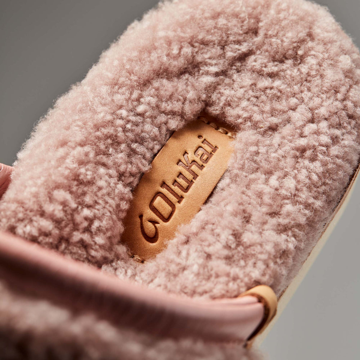 OluKai Best Seller - Pūpū Mua Women’s Shearling Mule Slipper - Pink Sea Salt