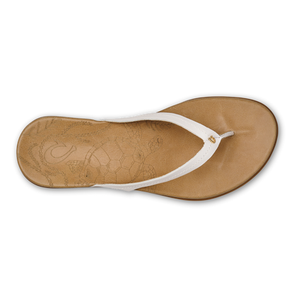 OluKai New - Honu Women’s Leather Sandals - Bright White / Golden Sand