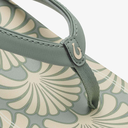 OluKai New - ‘Uiki - Silver Pine / Pa‘i
