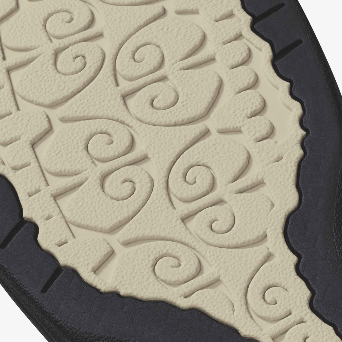 OluKai Best Seller - ‘Ohana - Tapa / Pua